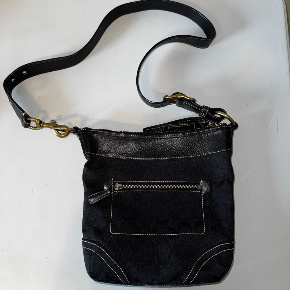 Coach Black Canvas Leather Adj Strap Crossbody Satchel Bag Brass Hardware Purse